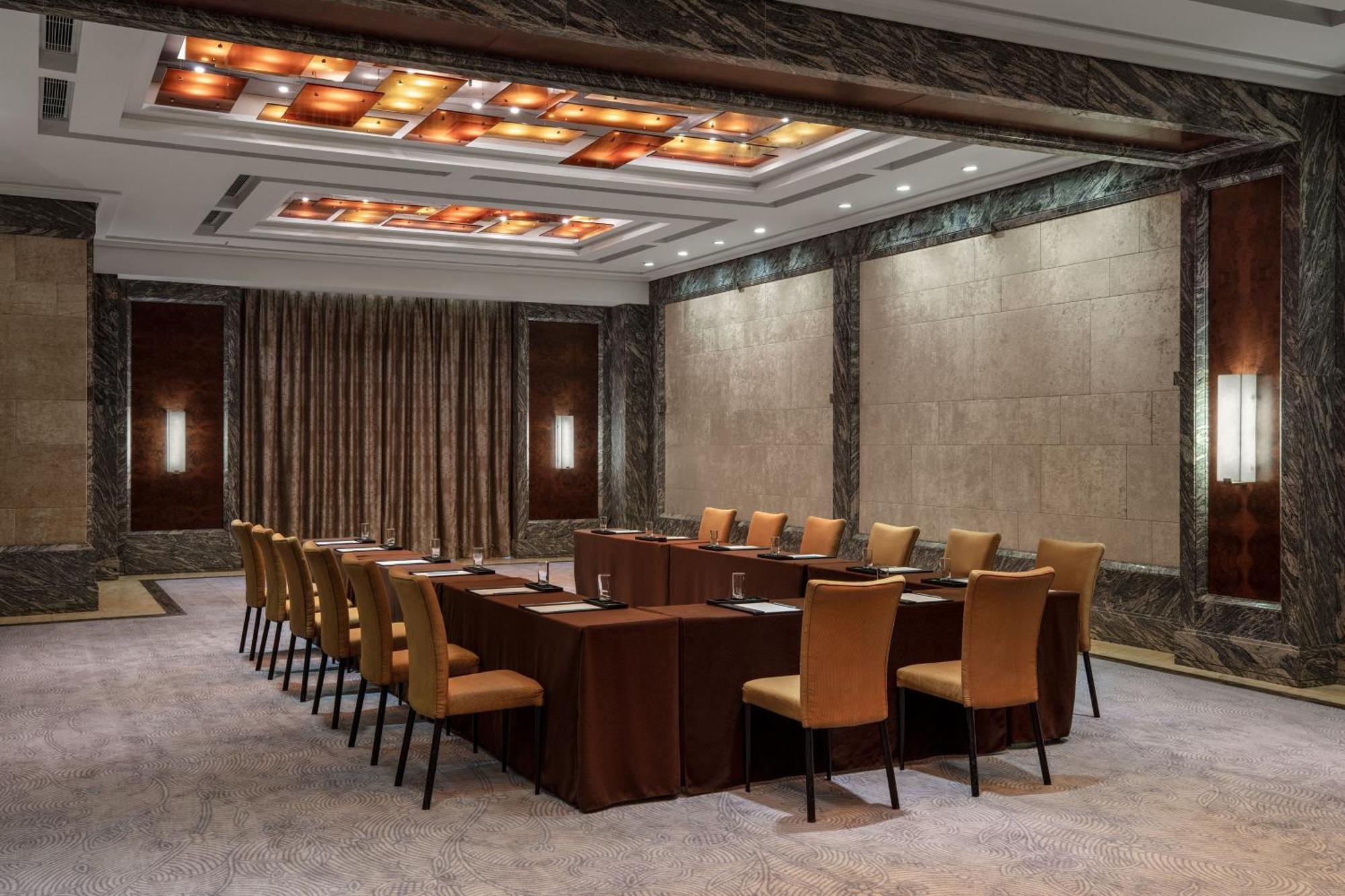 Sheraton Qingdao Jiaozhou Hotel Экстерьер фото