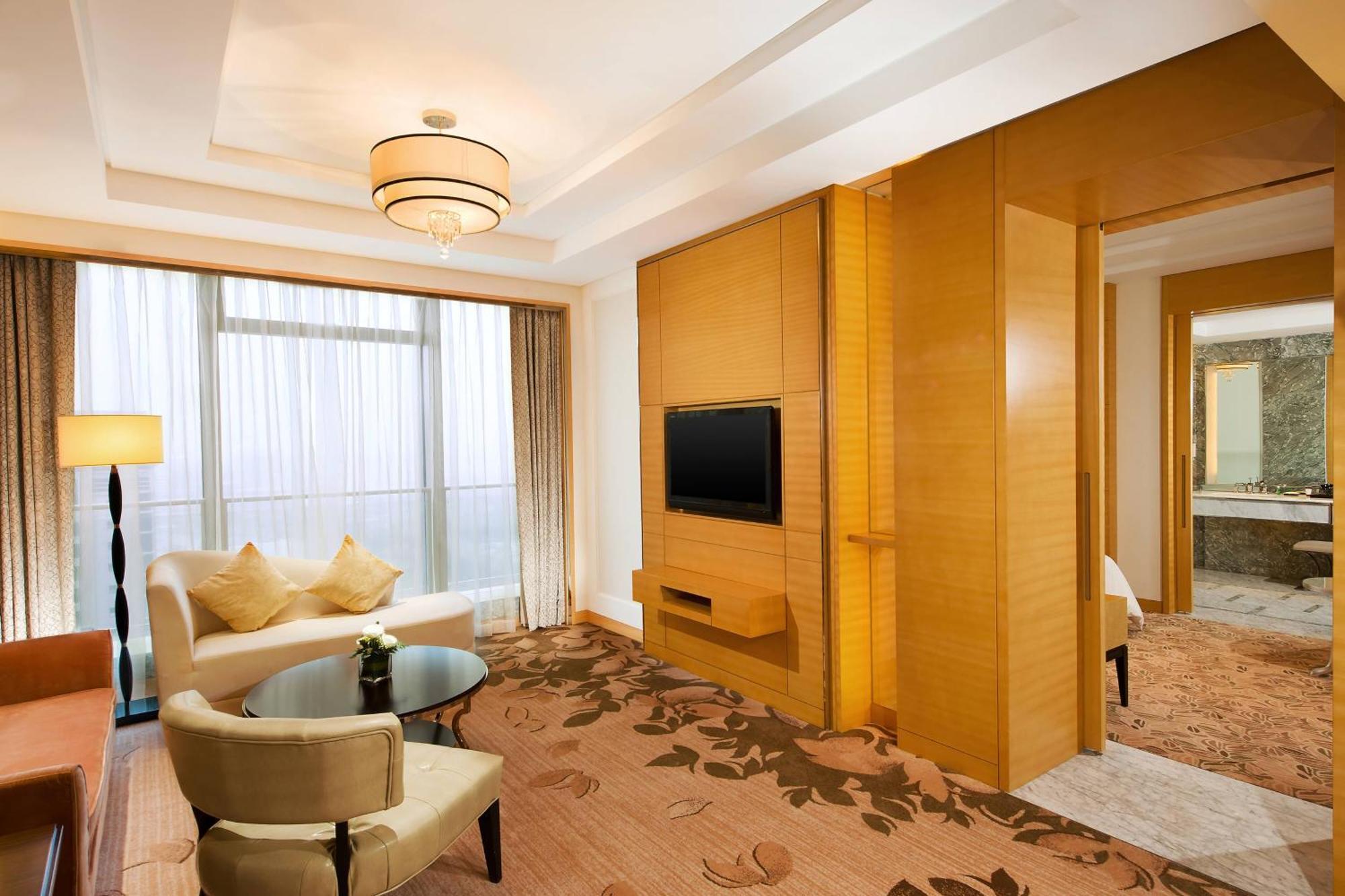 Sheraton Qingdao Jiaozhou Hotel Экстерьер фото