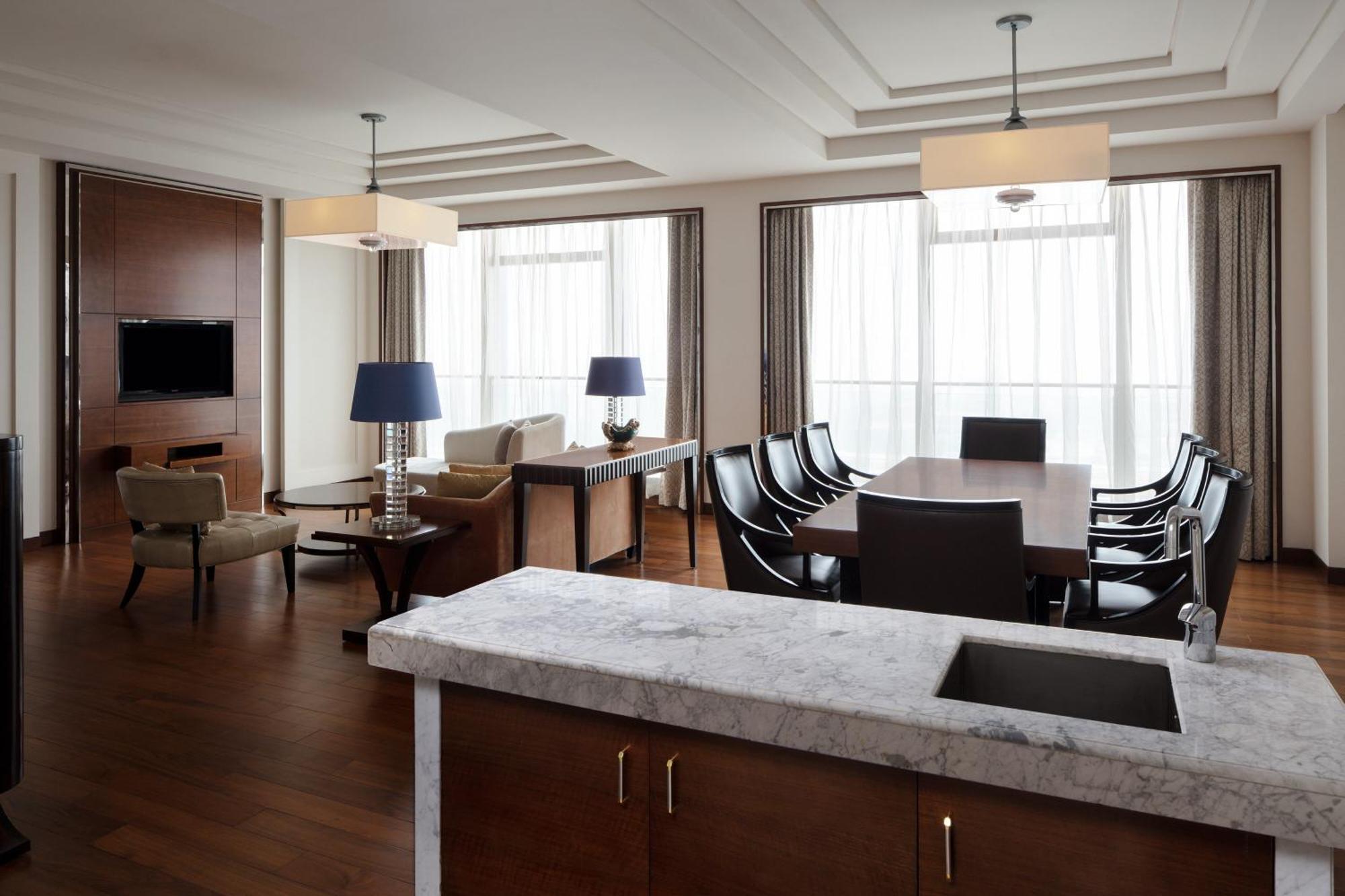 Sheraton Qingdao Jiaozhou Hotel Экстерьер фото