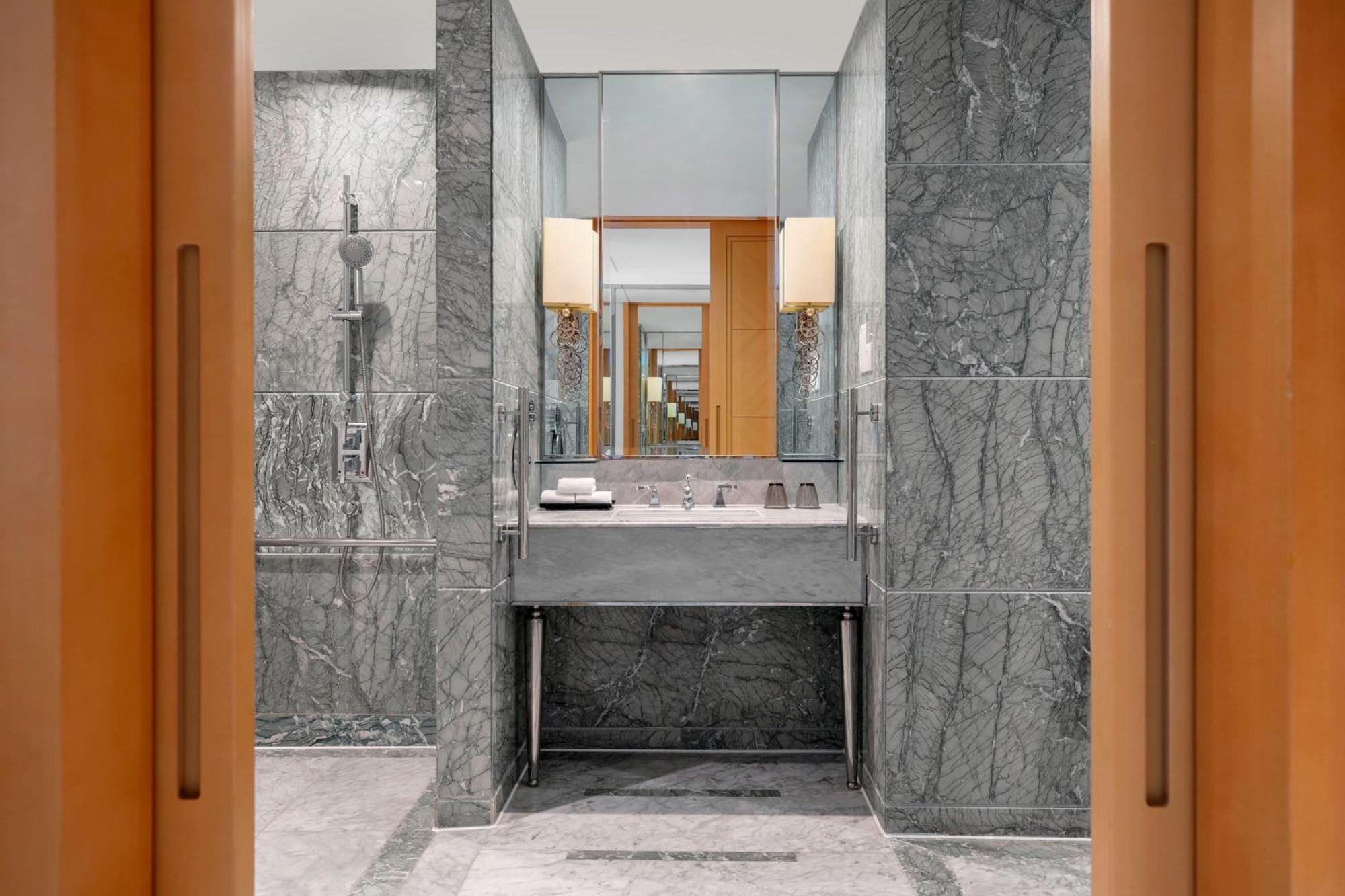 Sheraton Qingdao Jiaozhou Hotel Экстерьер фото